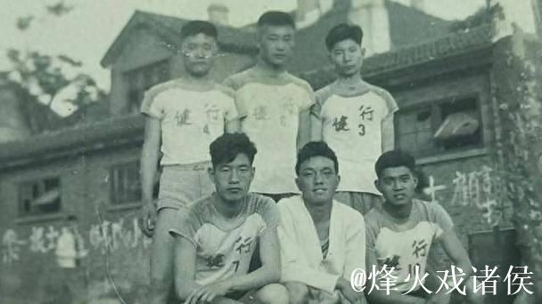 上海闲话聊体育|泳坛名帅,起步竟是篮球人 上海闲话聊体育|泳坛名帅,起步竟是篮球人